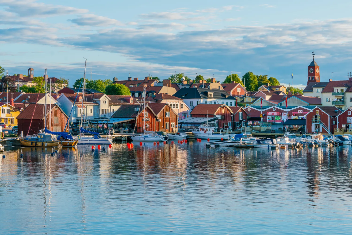 Vy över Öregrunds hamn